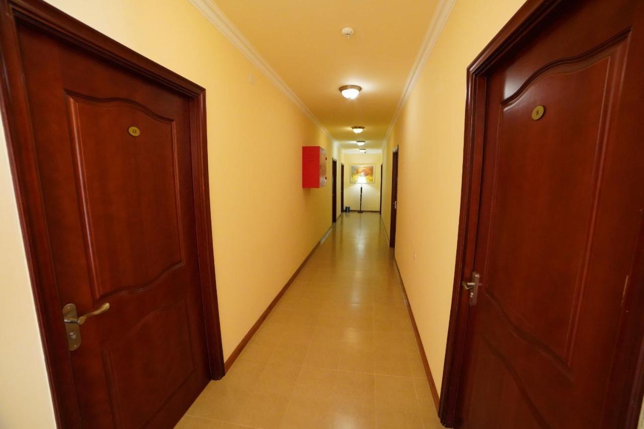 Syunik Hotel Kapan Esterno foto
